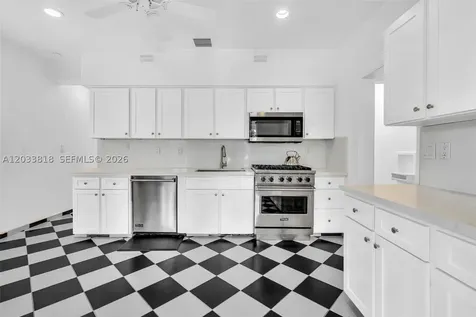 924 Belle Meade Island Drive Miami FL 33138