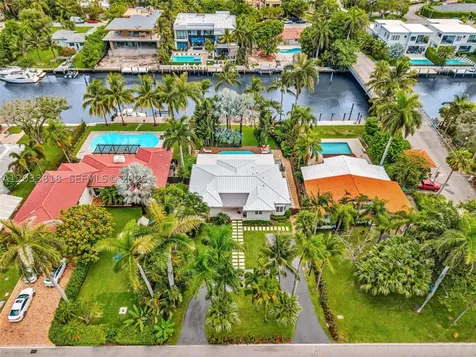 924 Belle Meade Island Drive Miami FL 33138