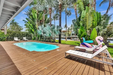 924 Belle Meade Island Drive Miami FL 33138