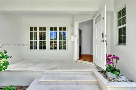 924 Belle Meade Island Drive Miami FL 33138