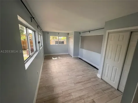 1860 NW 52 Street Miami FL 33142
