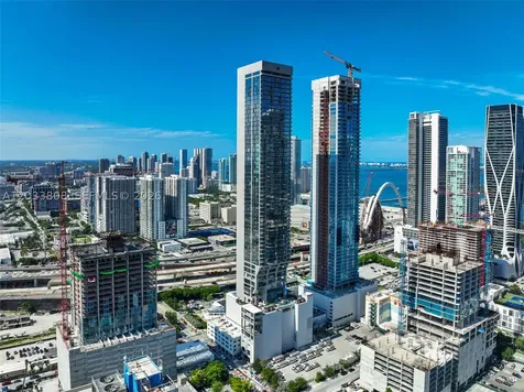 20 NE 11th Street Miami FL 33132