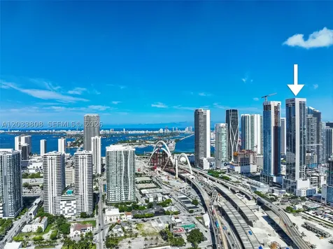 20 NE 11th Street Miami FL 33132