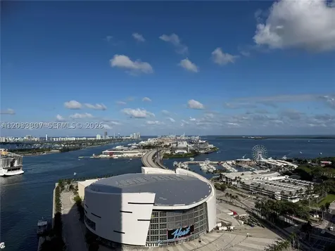 888 Biscayne Boulevard Miami FL 33132