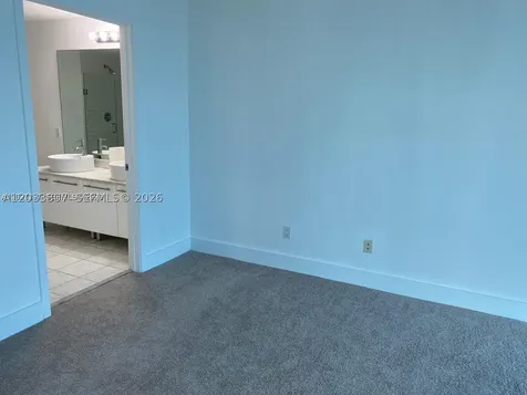 888 Biscayne Boulevard Miami FL 33132