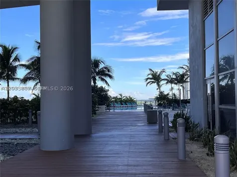 888 Biscayne Boulevard Miami FL 33132