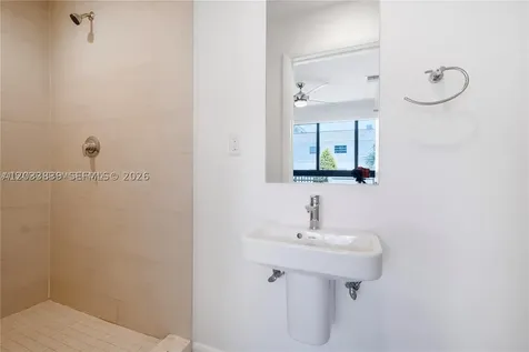 113 NE 6 Fort Lauderdale FL 33304