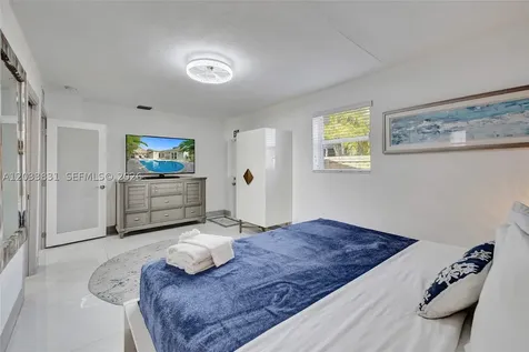218 SE 4th Street Dania Beach FL 33004