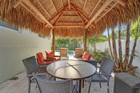 218 SE 4th Street Dania Beach FL 33004
