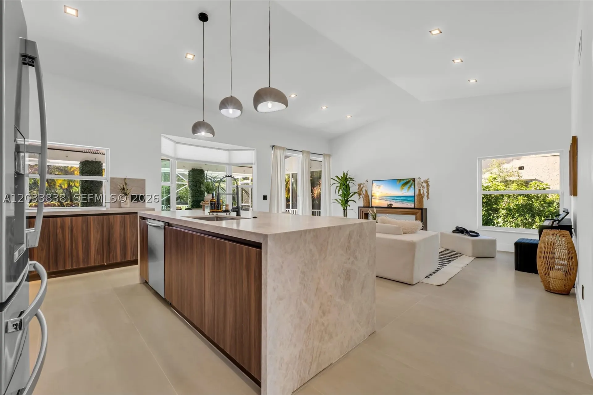 11834 Island Lakes Lane Boca Raton FL 33498