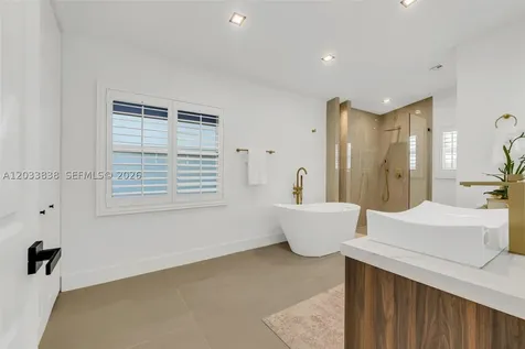 11834 Island Lakes Lane Boca Raton FL 33498