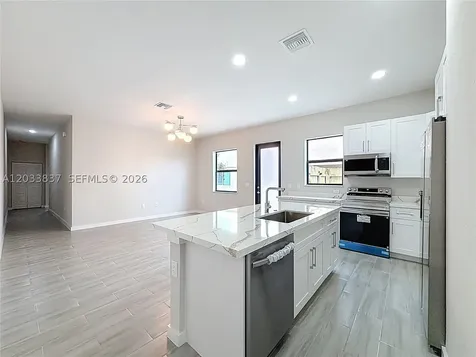 410 NW 41st Street Oakland Park FL 33309