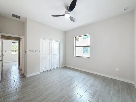 410 NW 41st Street Oakland Park FL 33309