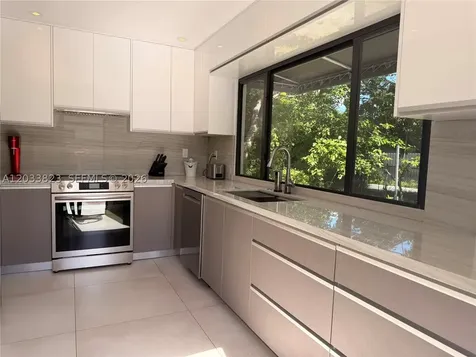 360 NW 40th Street Miami FL 33127