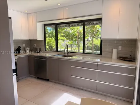 360 NW 40th Street Miami FL 33127