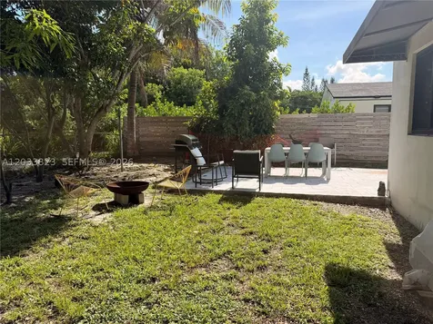 360 NW 40th Street Miami FL 33127