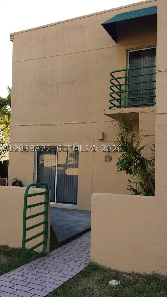 11960 SW 18th Terrace Miami FL 33175