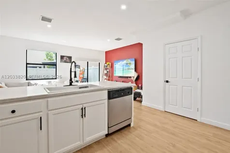 9362 W 33rd Lane Hialeah FL 33018