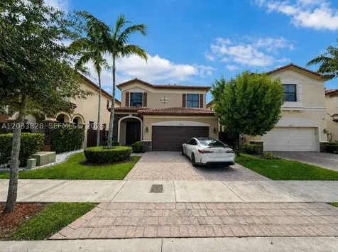 8858 NW 101st Place Doral FL 33178