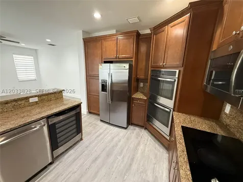 8858 NW 101st Place Doral FL 33178