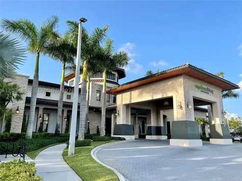 8858 NW 101st Place Doral FL 33178