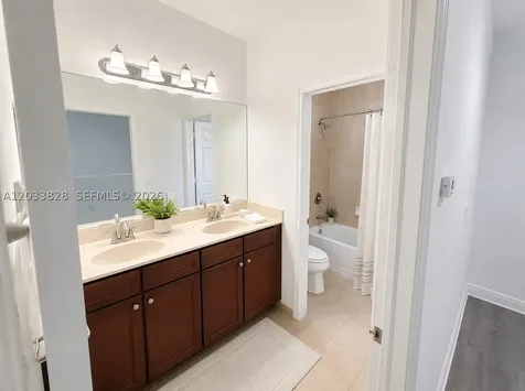 8858 NW 101st Place Doral FL 33178