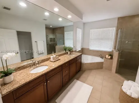 8858 NW 101st Place Doral FL 33178