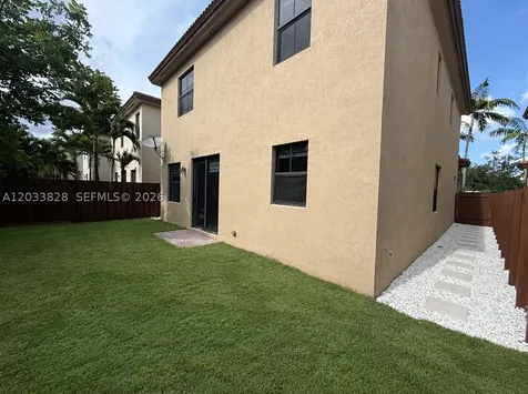 8858 NW 101st Place Doral FL 33178