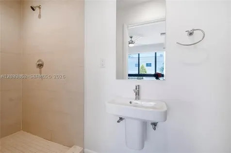 113 NE 6 Fort Lauderdale FL 33304