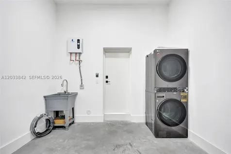 119 NE 118th Street Miami FL 33161