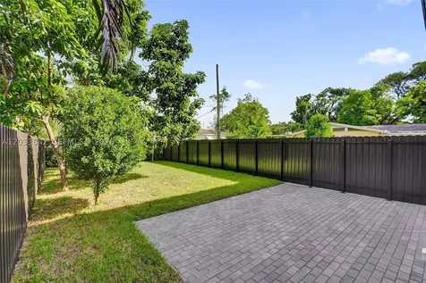 119 NE 118th Street Miami FL 33161