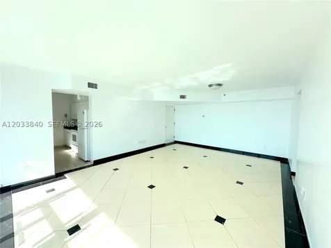 5900 Collins Avenue Miami Beach FL 33140