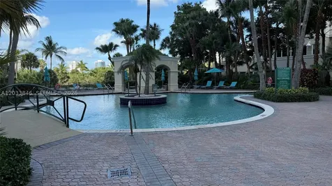 19501 W Country Club Drive Aventura FL 33180