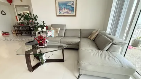 19501 W Country Club Drive Aventura FL 33180