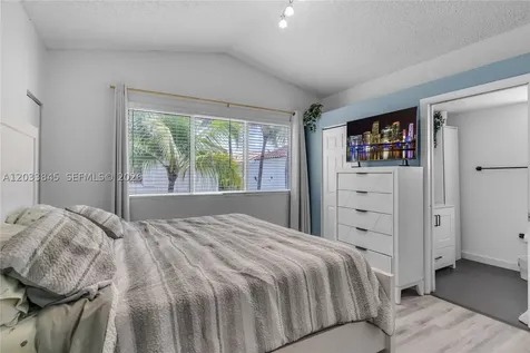 979 NW 126th Path Miami FL 33182