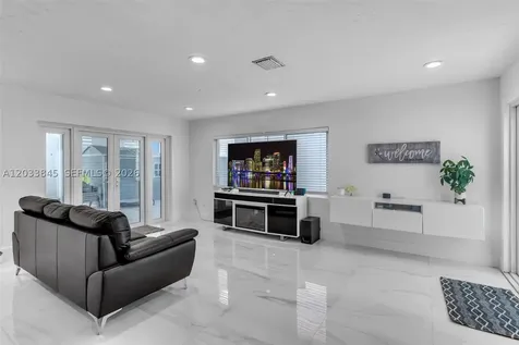 979 NW 126th Path Miami FL 33182