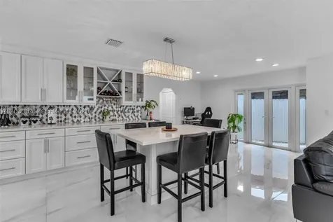 979 NW 126th Path Miami FL 33182
