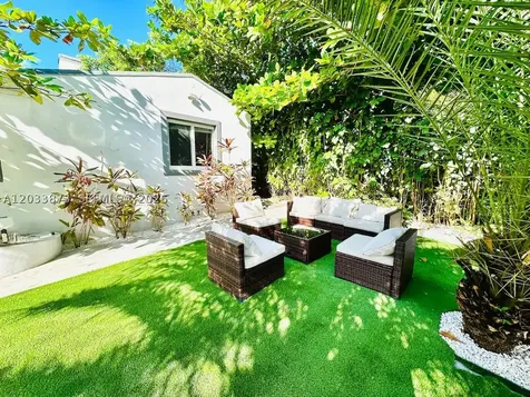 11 NW 47th Terrace Miami FL 33127