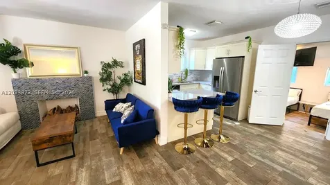 11 NW 47th Terrace Miami FL 33127