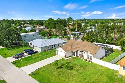 3561 SW Carmody Street Port St. Lucie FL 34953