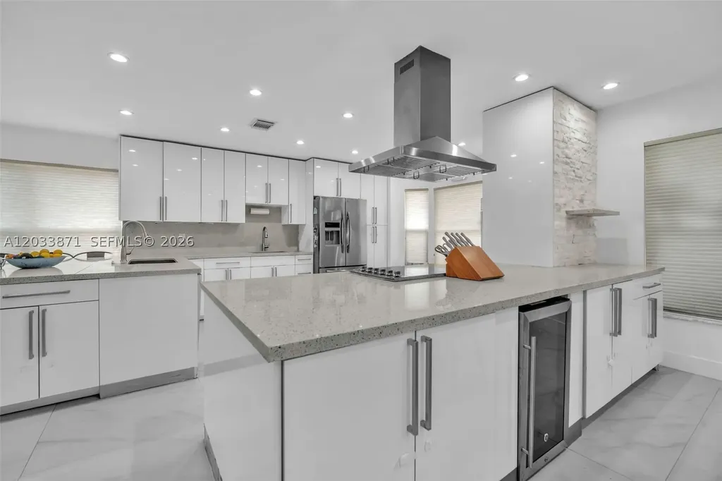 5080 SW 34th Terrace Hollywood FL 33312