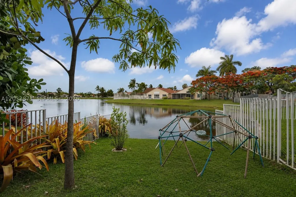 5080 SW 34th Terrace Hollywood FL 33312