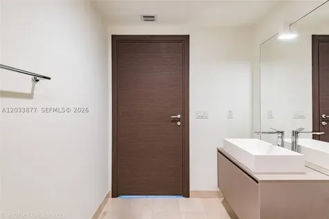 1000 Brickell Plaza Miami FL 33131