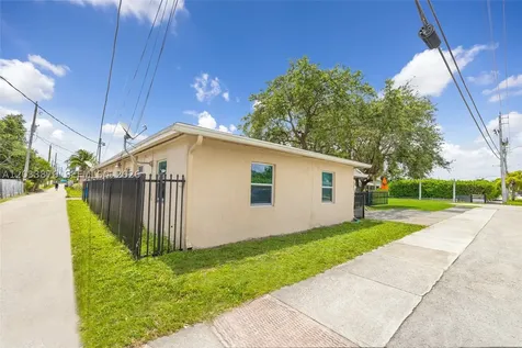 2247 Simms Street Hollywood FL 33020