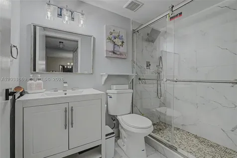 10227 NW 9th St Circle Miami FL 33172