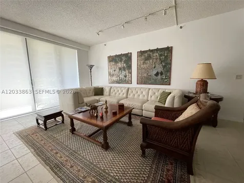 251 Crandon Boulevard Key Biscayne FL 33149
