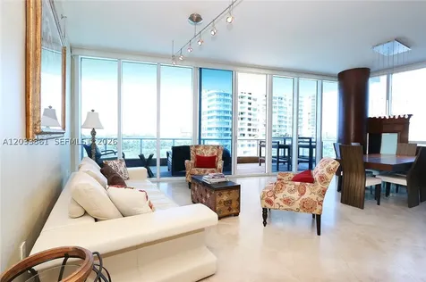 100 S Pointe Drive Miami Beach FL 33139