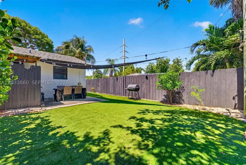 1464 NE 28th Street Pompano Beach FL 33064