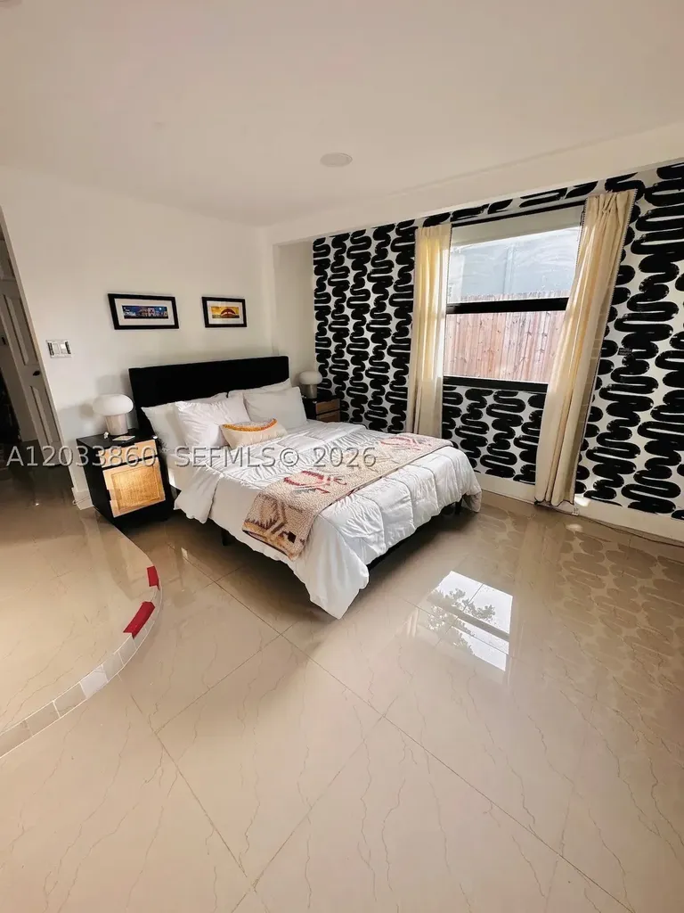 1464 NE 28th Street Pompano Beach FL 33064