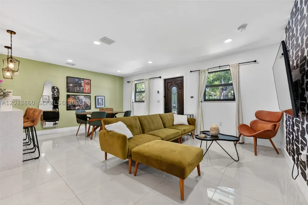1464 NE 28th Street Pompano Beach FL 33064